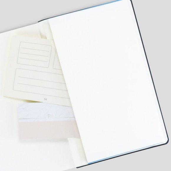 BLUE CAT A5 SOFT TOUCH COVER BANDED 5PCS(DOT GRID) - Picture 5 of 6